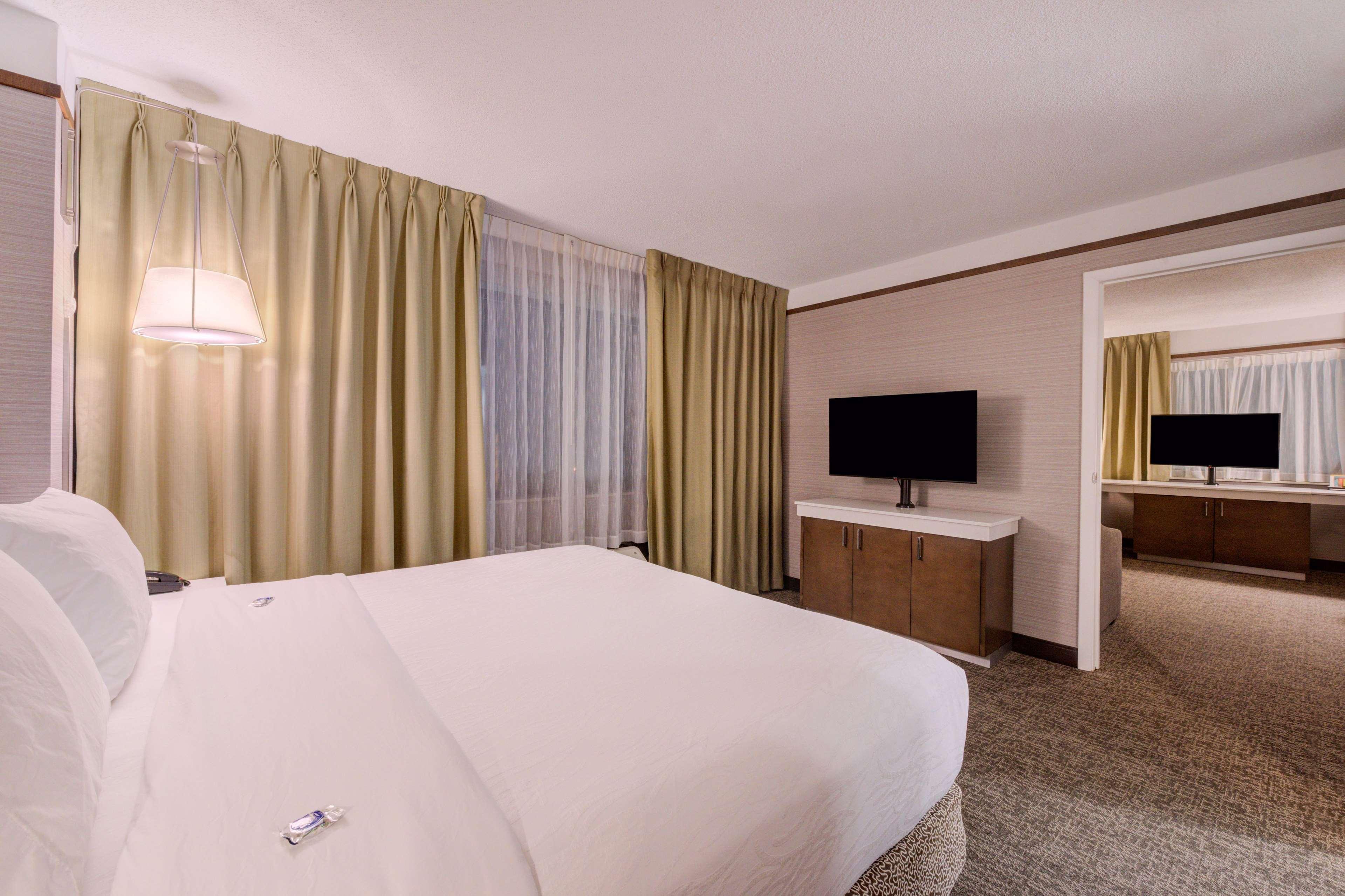 Hilton Garden Inn Detroit Southfield Zewnętrze zdjęcie
