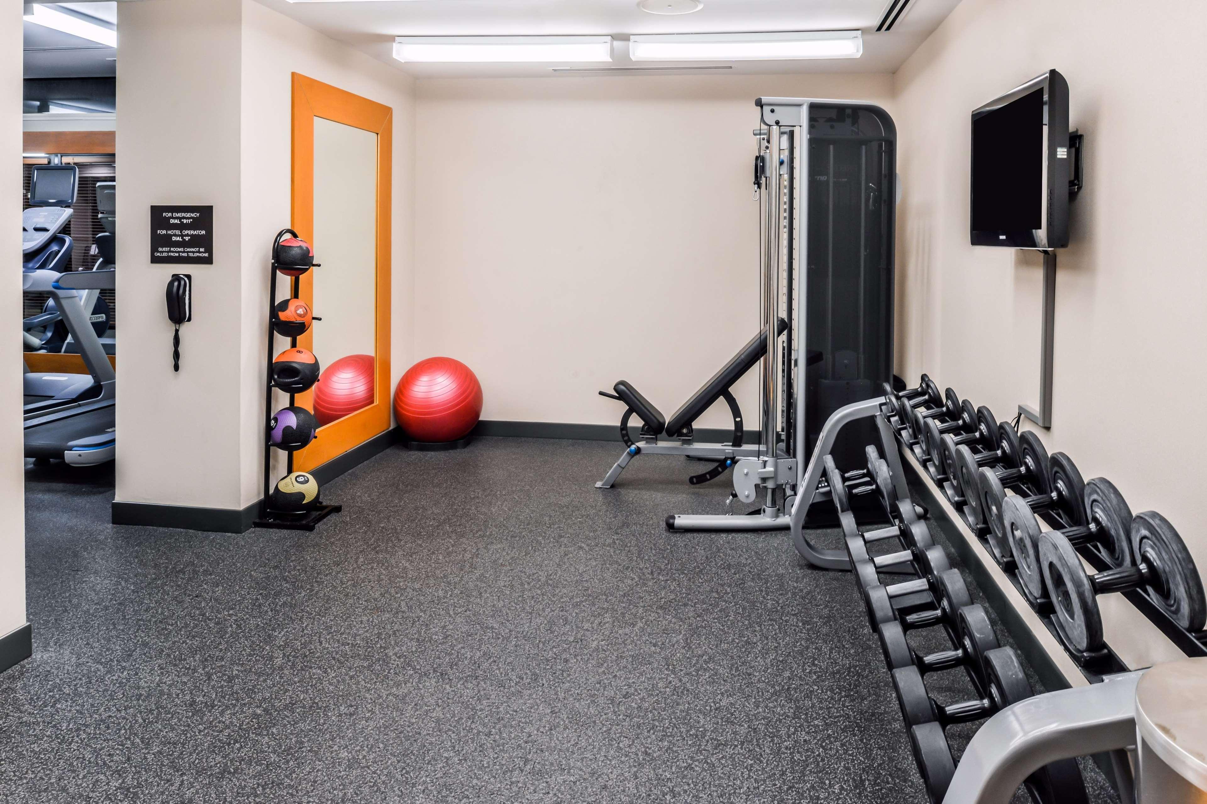 Hilton Garden Inn Detroit Southfield Zewnętrze zdjęcie