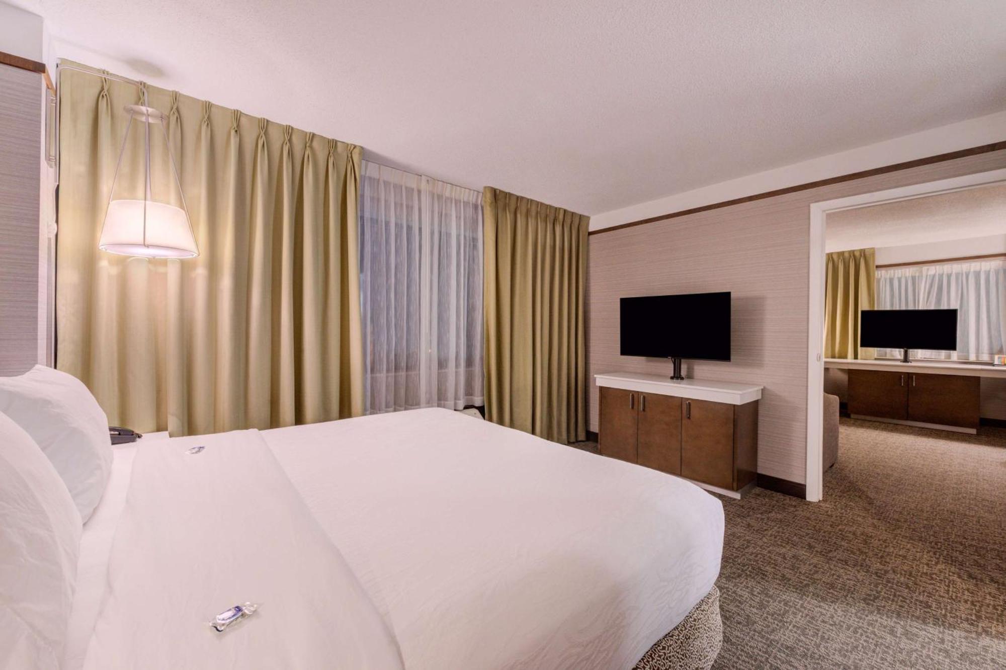 Hilton Garden Inn Detroit Southfield Zewnętrze zdjęcie