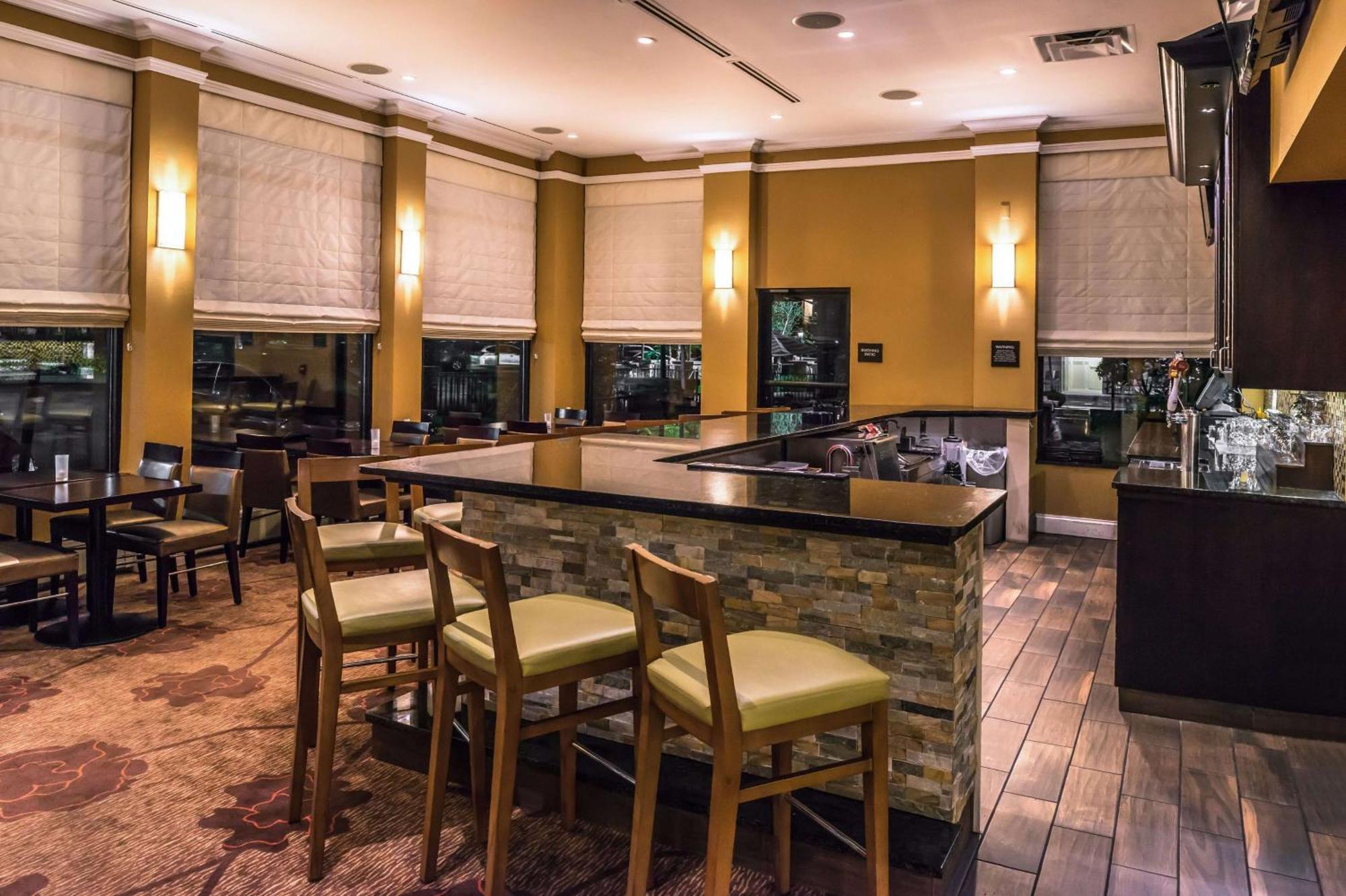 Hilton Garden Inn Detroit Southfield Zewnętrze zdjęcie